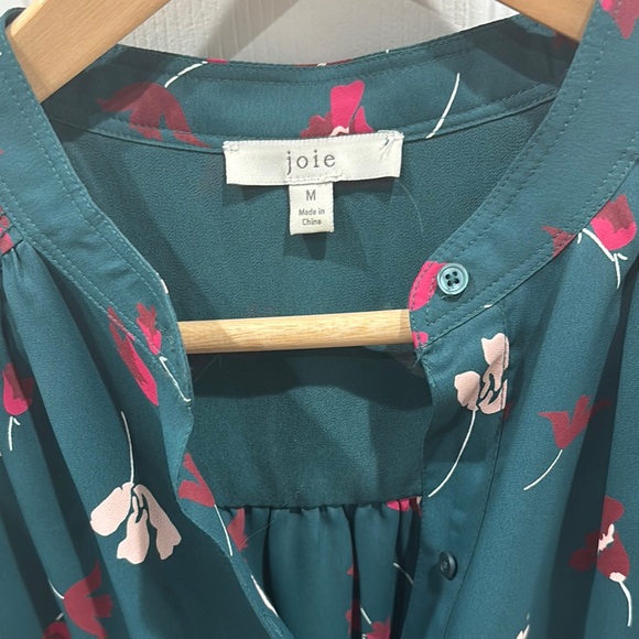 Floral Green Blouse - Picture 3 of 3